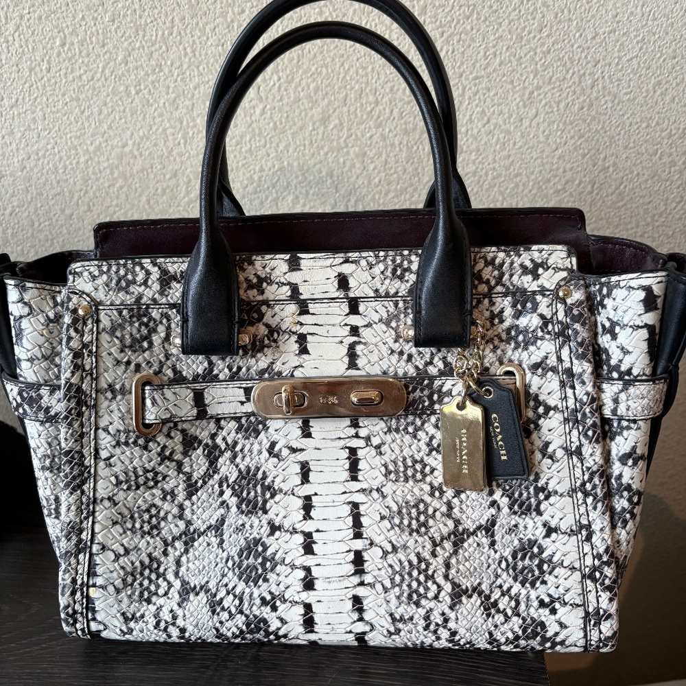 Coach purse